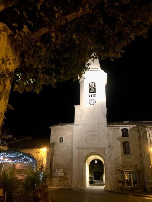 Saint Didier  Logement Neuf, Tout Confort, Au Coeur Du Village מראה חיצוני תמונה
