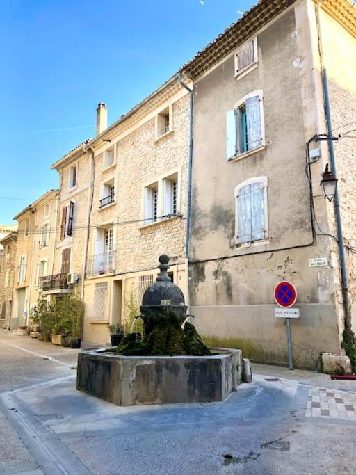 Saint Didier  Logement Neuf, Tout Confort, Au Coeur Du Village מראה חיצוני תמונה