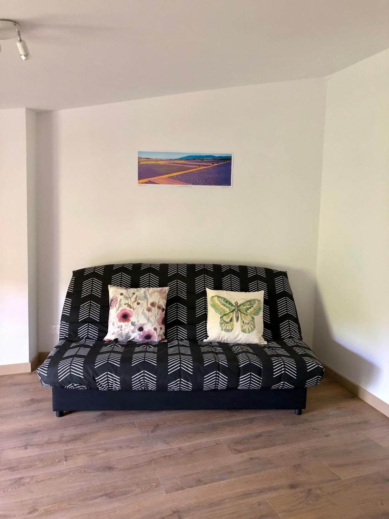 Saint Didier  Logement Neuf, Tout Confort, Au Coeur Du Village מראה חיצוני תמונה