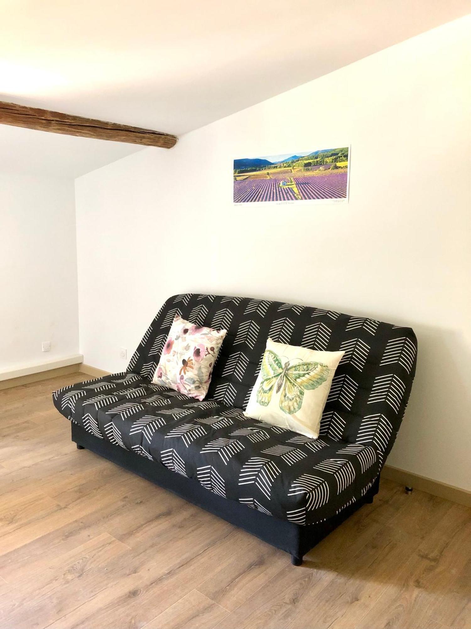 Saint Didier  Logement Neuf, Tout Confort, Au Coeur Du Village מראה חיצוני תמונה